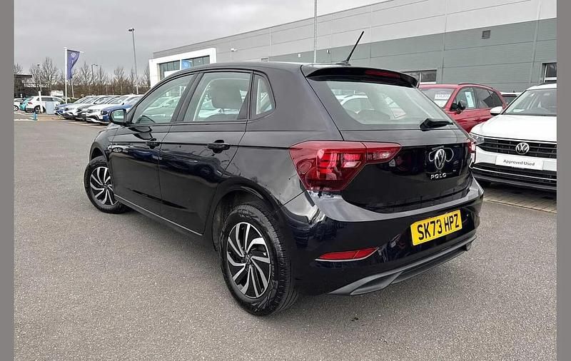 Used VW Polo Life 95 HP (69 kW) 2023 Black Hatchback