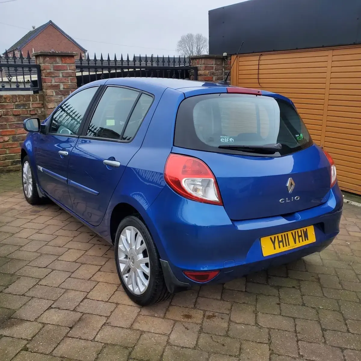 Usado Renault Clio II Dynamique 2011 Azul Citadino