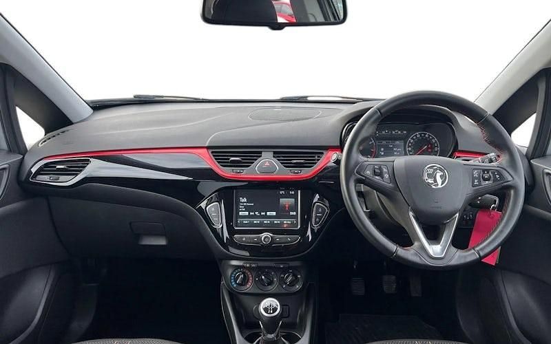 Second-hand Vauxhall Corsa SRi 90 CP (66 kW) 2019 Argintiu Hatchback