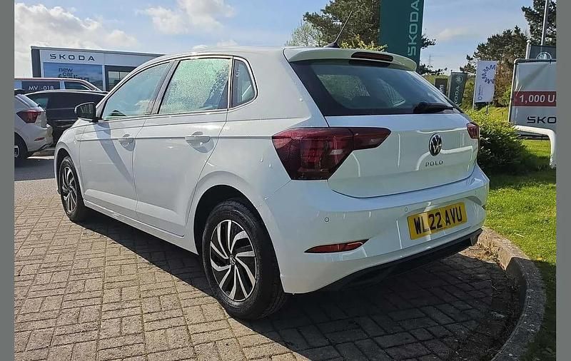 Used VW Polo Life 95 HP (69 kW) 2022 White Hatchback