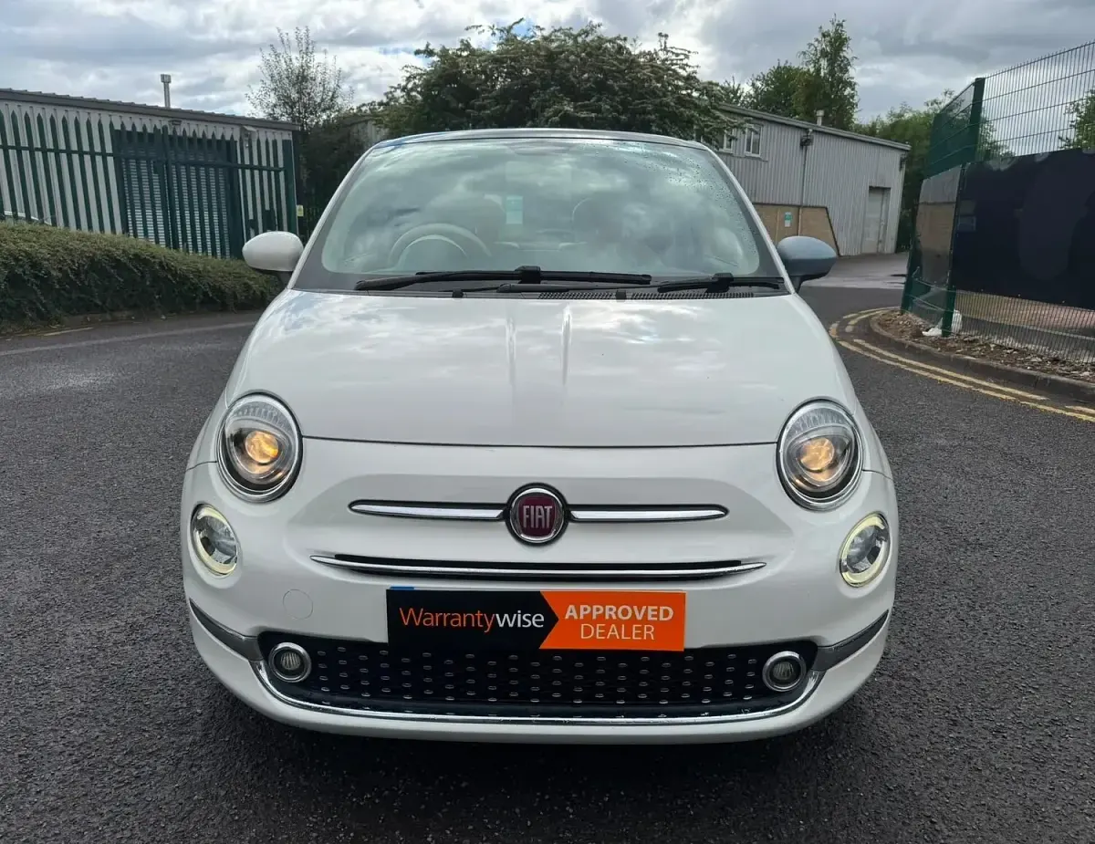 Used Fiat 500 Lounge 69 HP (50 kW) 2015 White Hatchback