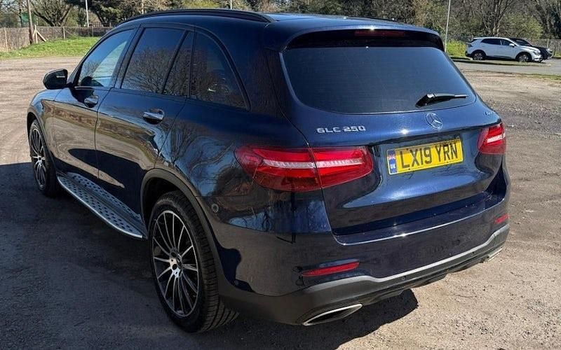 Used Mercedes GLC250 AMG 211 HP (155 kW) 2019 Estate