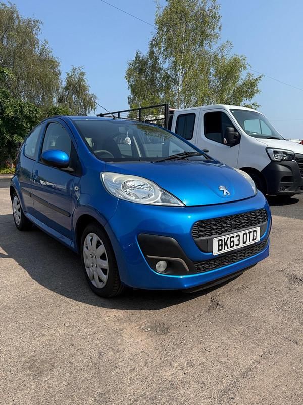Blue Used 2013 Peugeot 107 Active Hatchback | £2,995 (Fair price) - Image 1/4