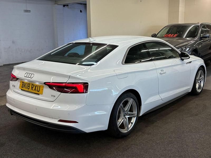 Begagnad Audi A5 S-Line 190 HK (139 kW) 2018 Vit Sportkupé