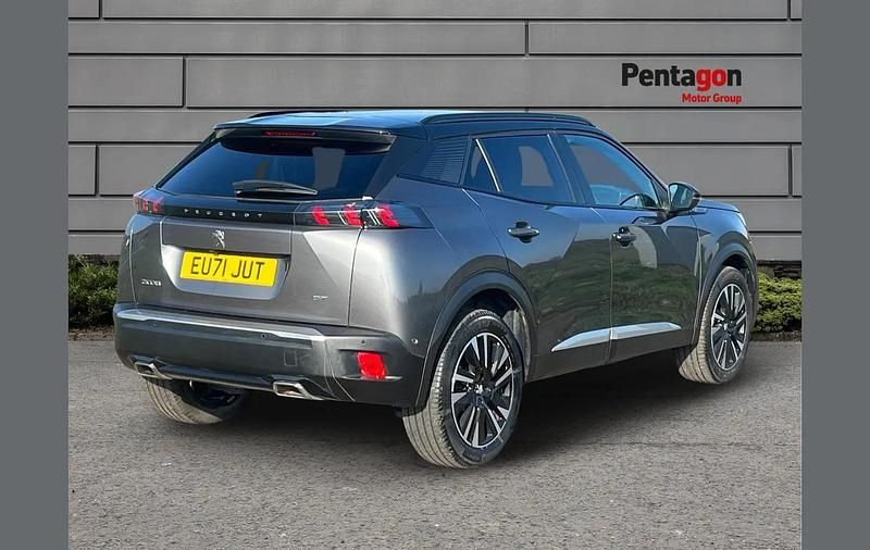Used Peugeot 2008 Premium 128 HP (94 kW) 2021 Grey SUV