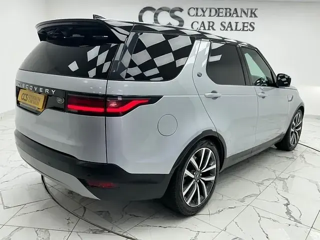 Used Land Rover Discovery SE 300 HP (220 kW) 2023 Silver SUV