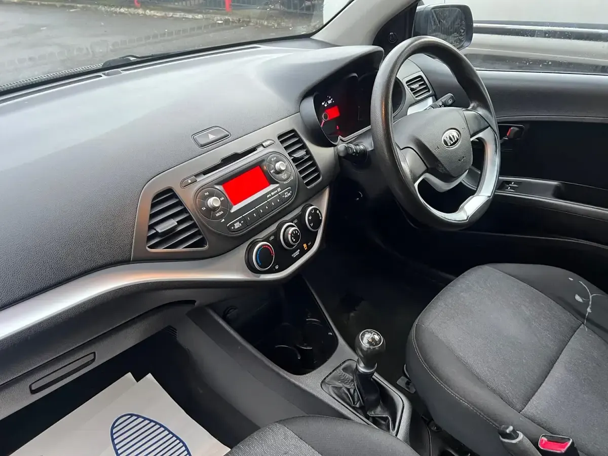 Used Kia Picanto Air 68 HP (50 kW) 2013 Black Hatchback