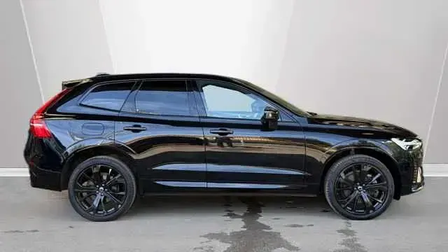 Usado Volvo XC60 Ultra 247 HP (181 kW) 2025 SUV