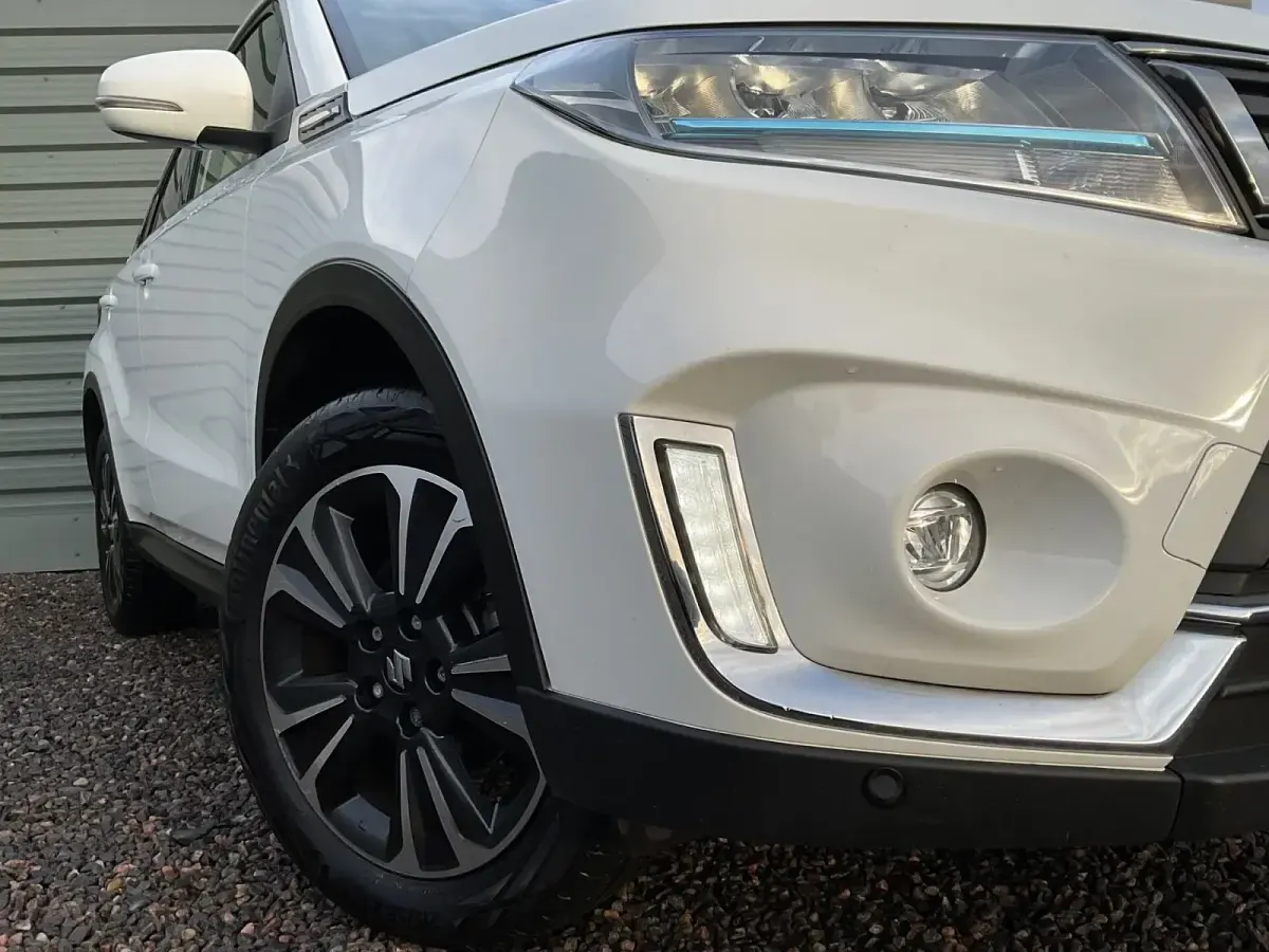 Used Suzuki Vitara SZ5 116 HP (85 kW) 2023 White SUV