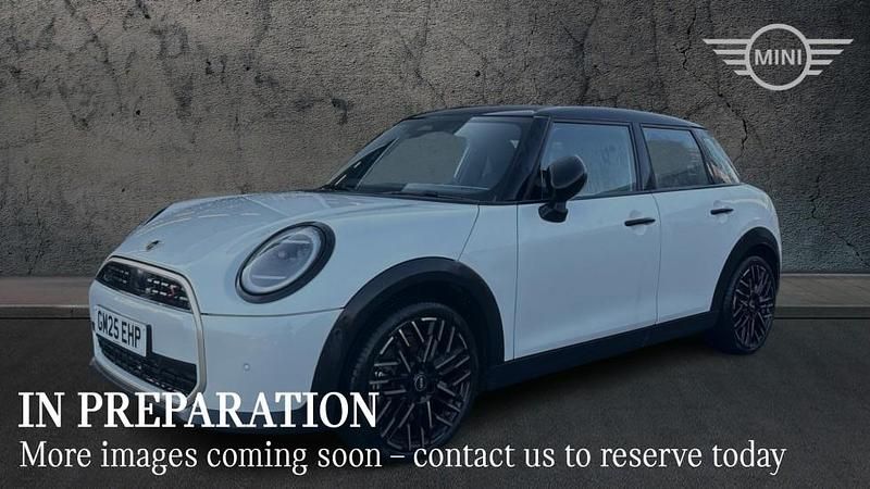 Used Mini Cooper S Hatch 201 HP (147 kW) 2025 White Hatchback