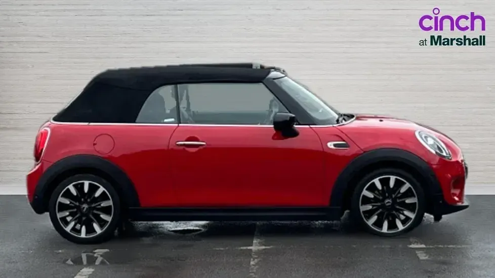 Used Mini Cooper Cabriolet Comfort 136 HP (100 kW) 2021 Red Cabriolet