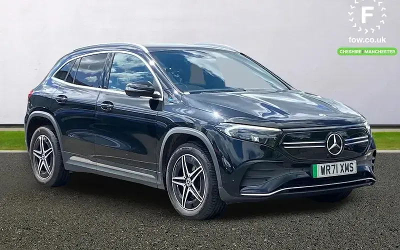 Käytetty Mercedes EQA250 AMG line 139 kW (190 HP) 2022 Katumaasturi