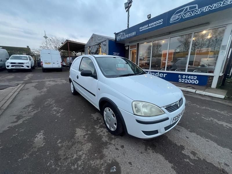 White Used 2006 Vauxhall Corsa Van | £1,695 - Image 1/4