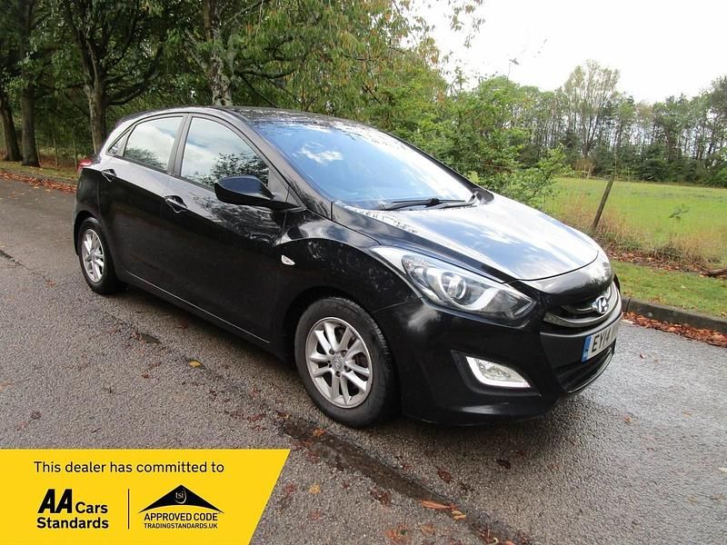 Black Used 2014 Hyundai i30 Active Hatchback | £2,495 (Fair price) - Image 1/3