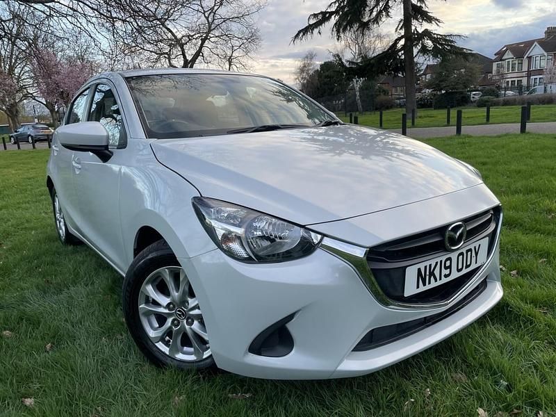 Usado Mazda 2 2019 Prateado Citadino