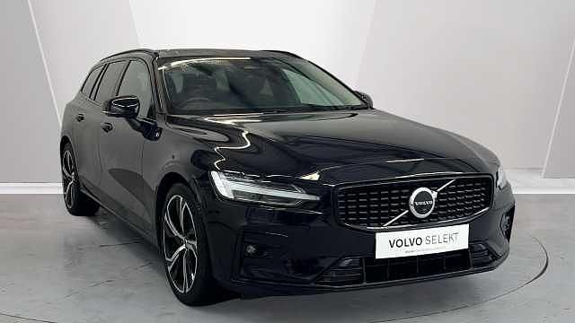 Used Volvo V60 Ultra 194 HP (142 kW) 2025 Estate