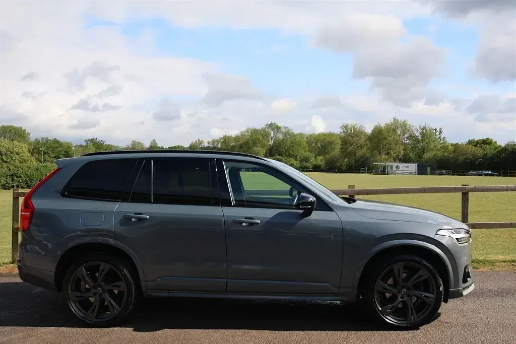 Usado Volvo XC90 R-Design Pro 2020 Gris SUV