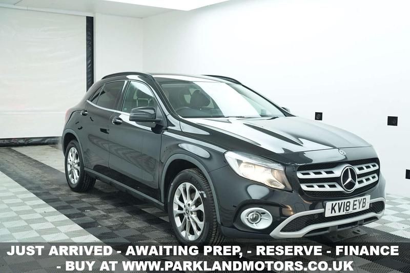 Black Used 2018 Mercedes GLA200 Executive SUV | £10,795 (Good price) - Image 1/3