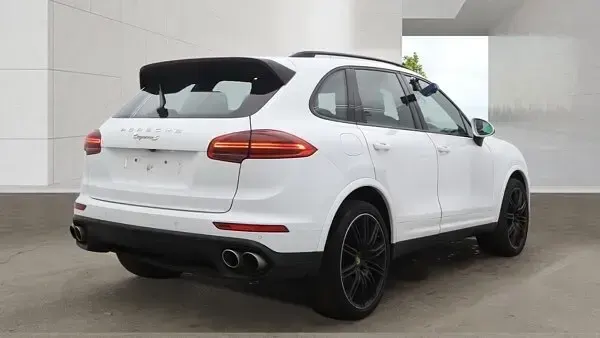 Used Porsche Cayenne S E-Hybrid 2016 White SUV