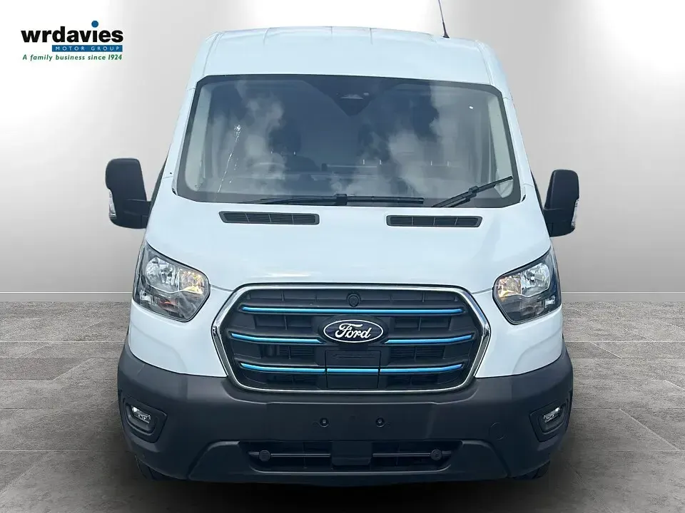 New Ford Transit Trend 135 kW (184 HP) 2026 White Van