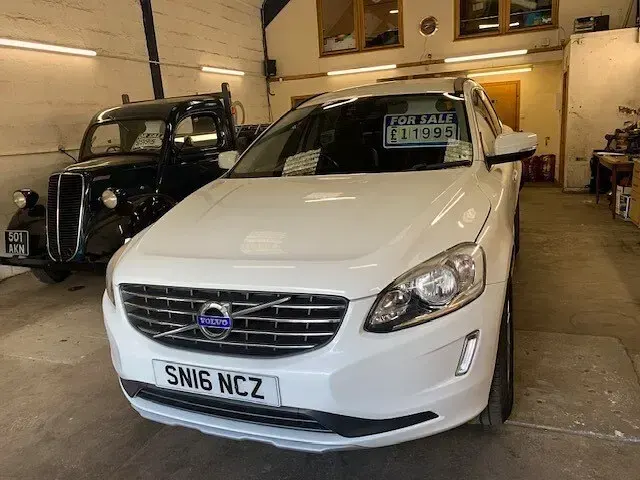Usado Volvo XC60 SE 190 CV (139 kW) 2016 Blanco SUV