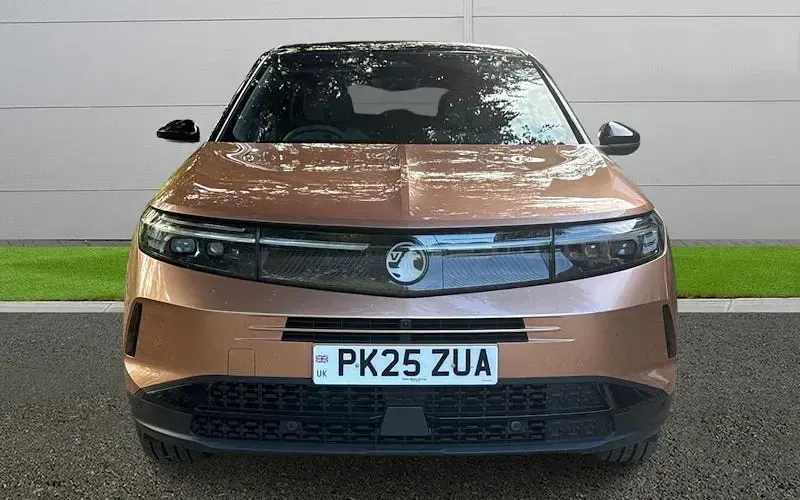 Used Vauxhall Grandland X Ultimate 136 HP (100 kW) 2025 Brown SUV