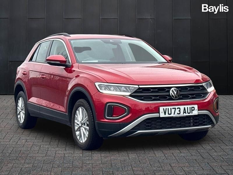Red Used 2023 VW T-Roc Life SUV | £19,990 (Fair price) - Image 1/3