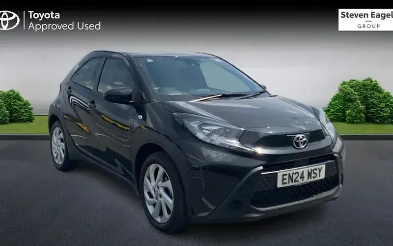 Used Toyota Aygo X PURE 72 HP (52 kW) 2024 SUV