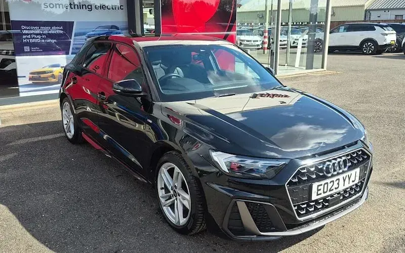 Usado Audi A1 Sportback S-Line 110 HP (80 kW) 2023 Citadino