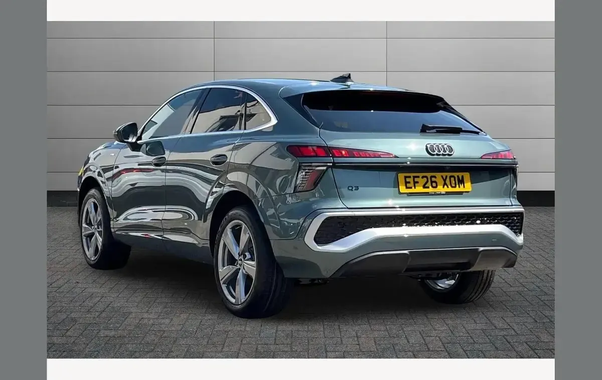 New Audi Q3 S-Line 150 HP (110 kW) 2026 Green SUV