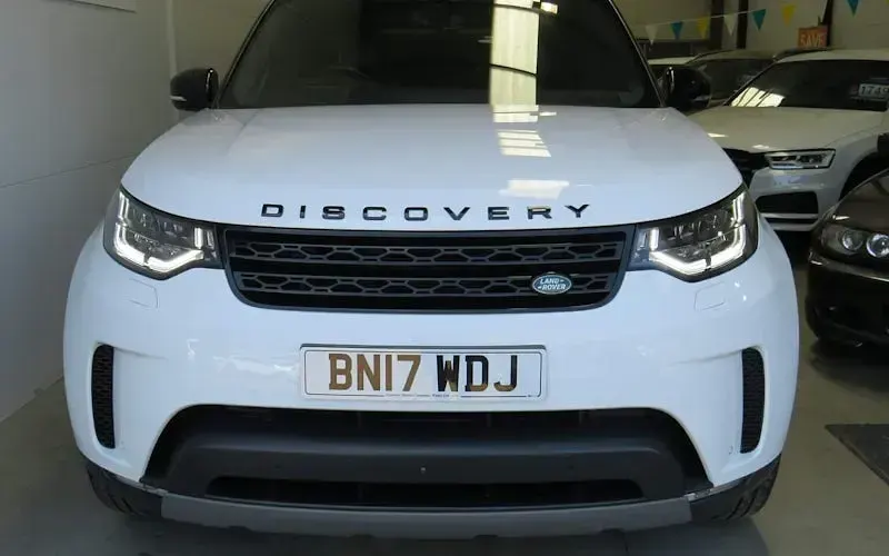 Used Land Rover Discovery 5 HSE 258 HP (189 kW) 2018 SUV