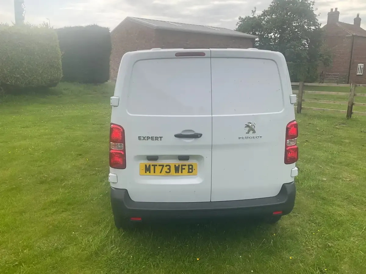 Used Peugeot Expert Premium 2023 White Van