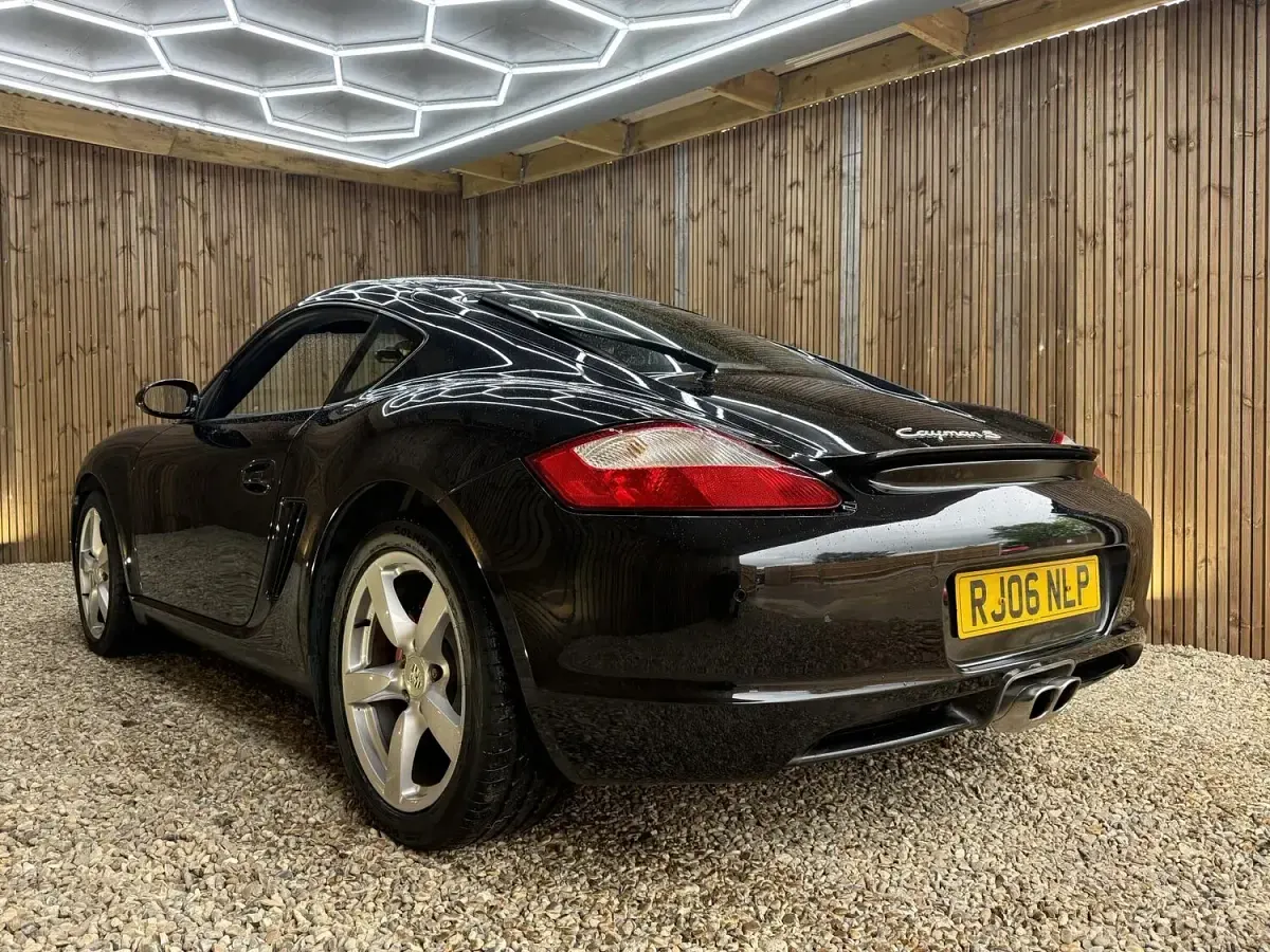Used Porsche Cayman 295 HP (216 kW) 2006 Black Coupe