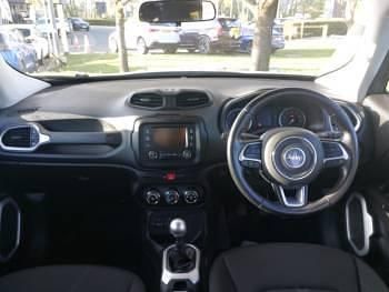 Begagnad Jeep Renegade Longitude 110 HK (80 kW) 2018 Grå SUV