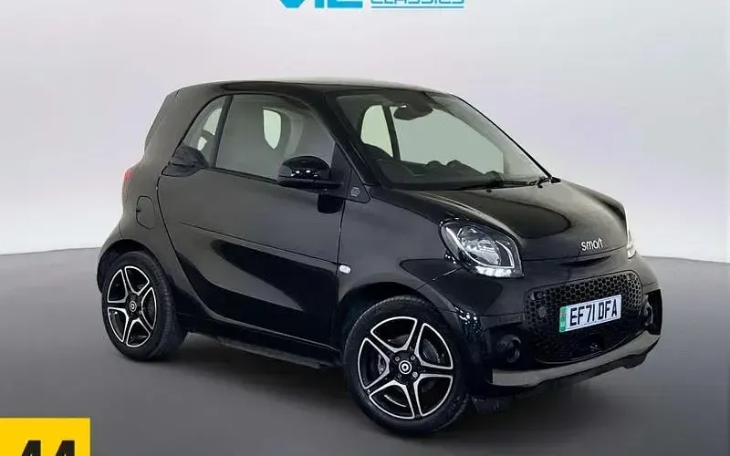 Used Smart ForTwo Coupé Premium 60 kW (82 HP) 2022 Hatchback