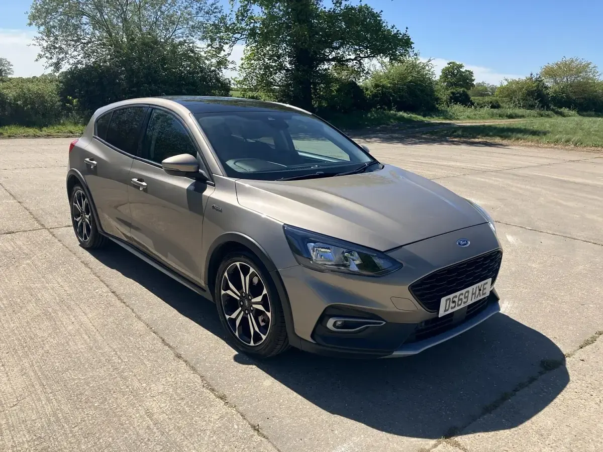 Used Ford Focus Active X 125 HP (91 kW) 2019 Silver Hatchback