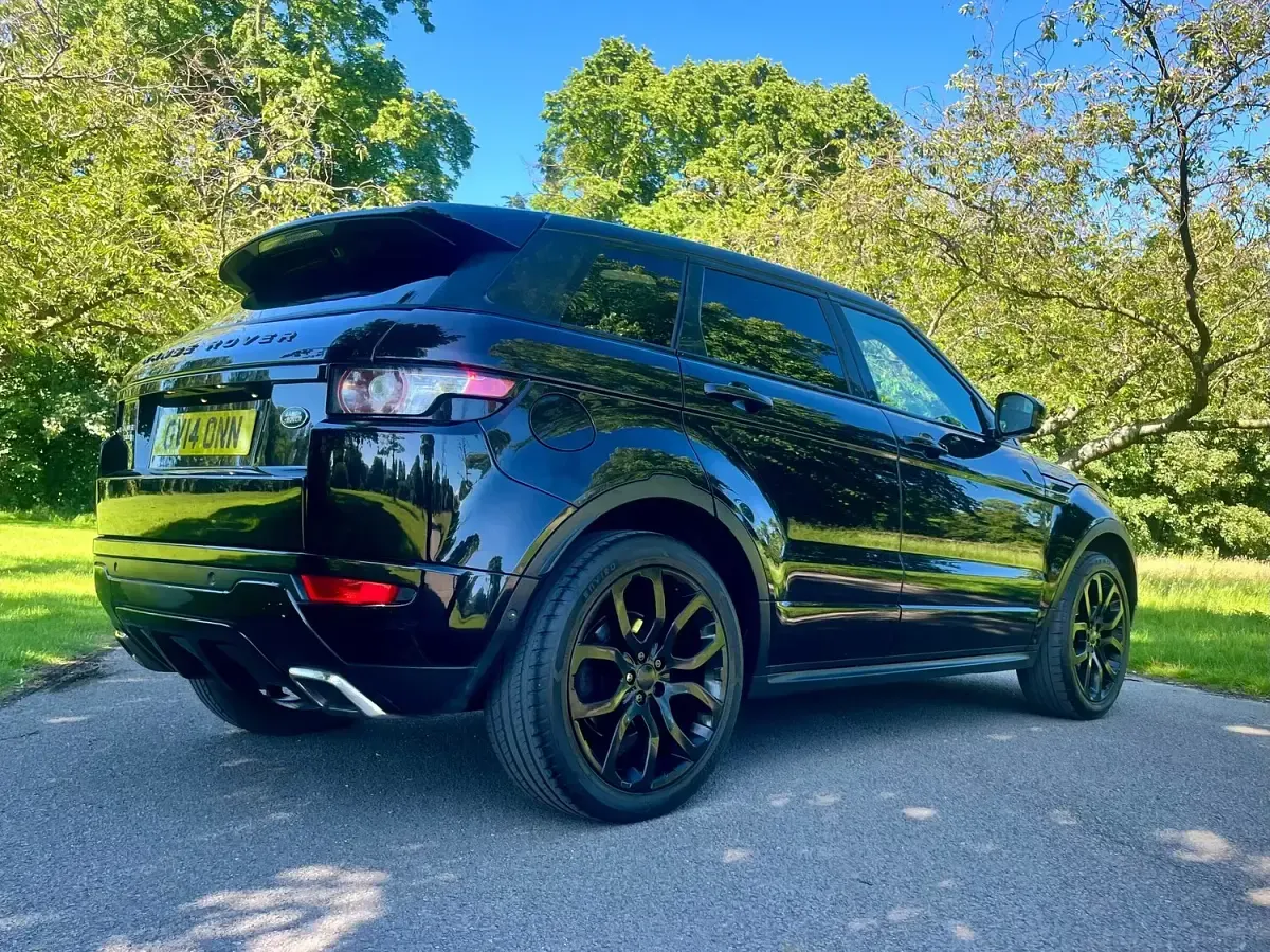 Used Land Rover Range Rover evoque Dynamic 190 HP (139 kW) 2014 Black SUV