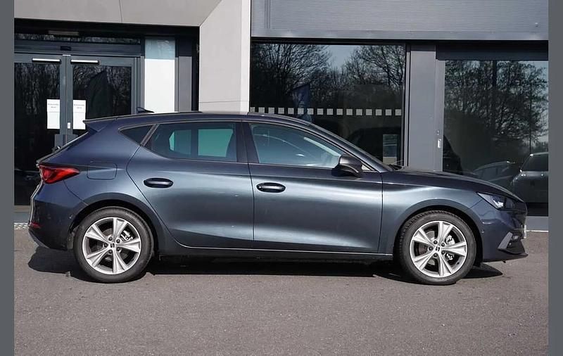 New Seat Leon FR 113 HP (83 kW) 2026 Grey Hatchback