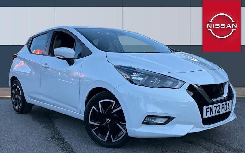 Used Nissan Micra Acenta 92 HP (67 kW) 2022 White Hatchback