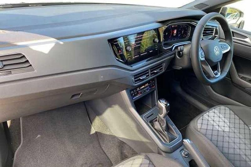 Usado VW Polo Black Edition 115 CV (84 kW) 2025 Blanco Utilitario