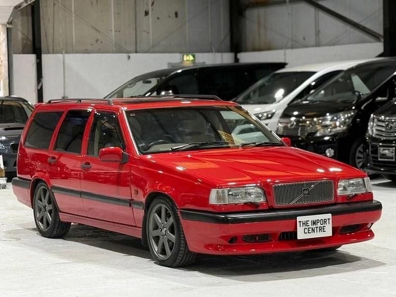 Used Volvo 850 1996 Red Estate