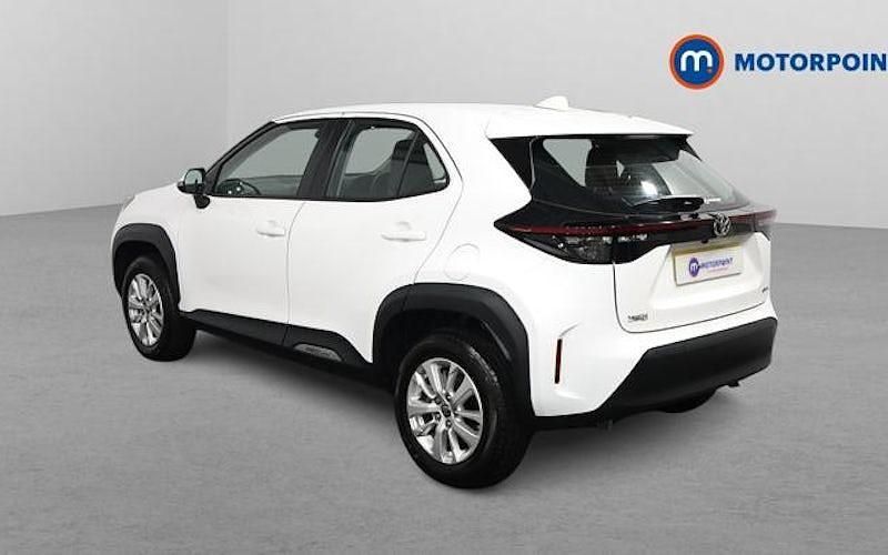 Used Toyota Yaris Hybrid 116 HP (85 kW) 2026 Estate