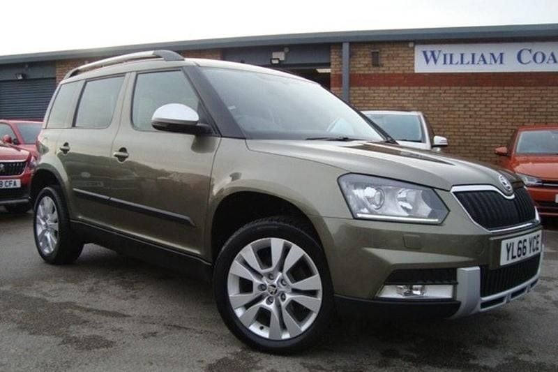Green Used 2017 Skoda Yeti Drive SUV | £9,950 (Fair price) - Image 1/1