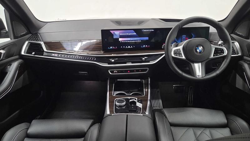 Used BMW X5 M Sport 294 HP (216 kW) 2025 Green SUV