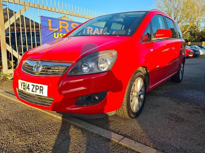 Used Vauxhall Zafira Design Edition 2014 Red MPV