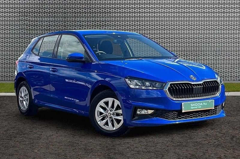 Energy blue Used 2022 Skoda Fabia Comfort Hatchback | £11,612 (Good price) - Image 1/4