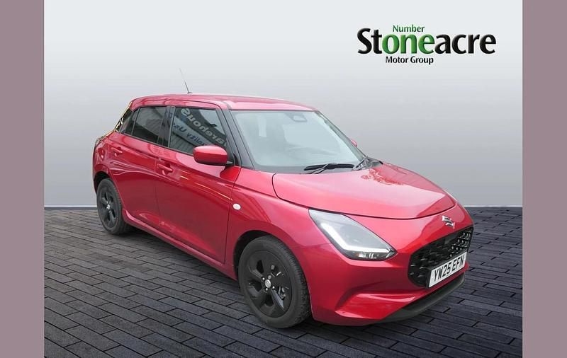 New Suzuki Swift 80 HP (58 kW) 2025 Red Hatchback