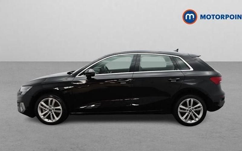 Used Audi A3 Sportback e-tron Sport 204 HP (150 kW) 2025 Hatchback