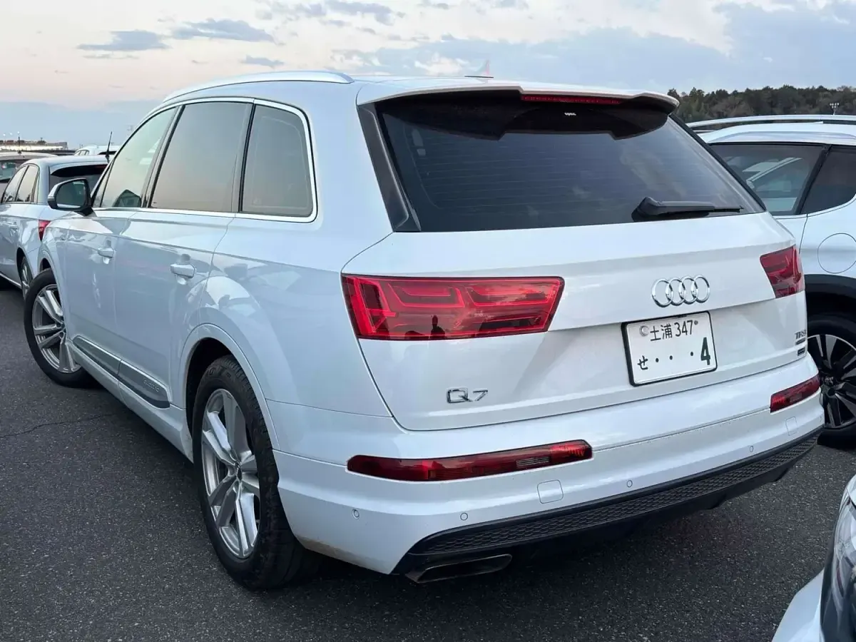 Used Audi Q7 333 HP (244 kW) 2016 White SUV