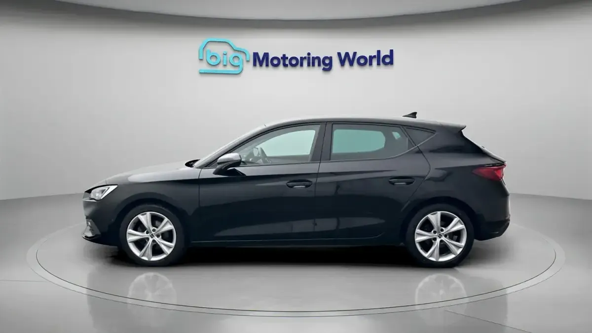 Used Seat Leon FR 130 HP (95 kW) 2020 Black Hatchback